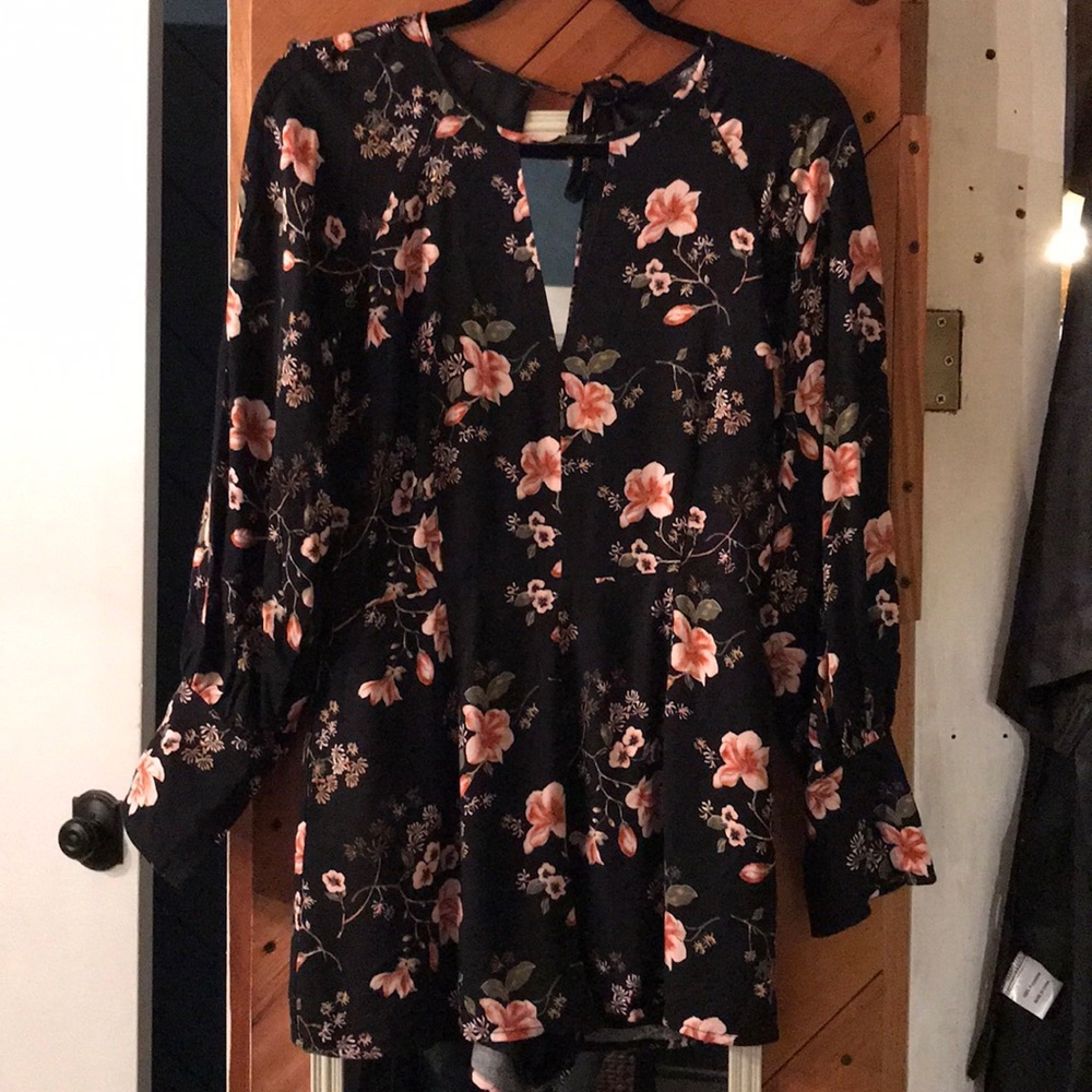NWOT Forever 21 Floral Romper